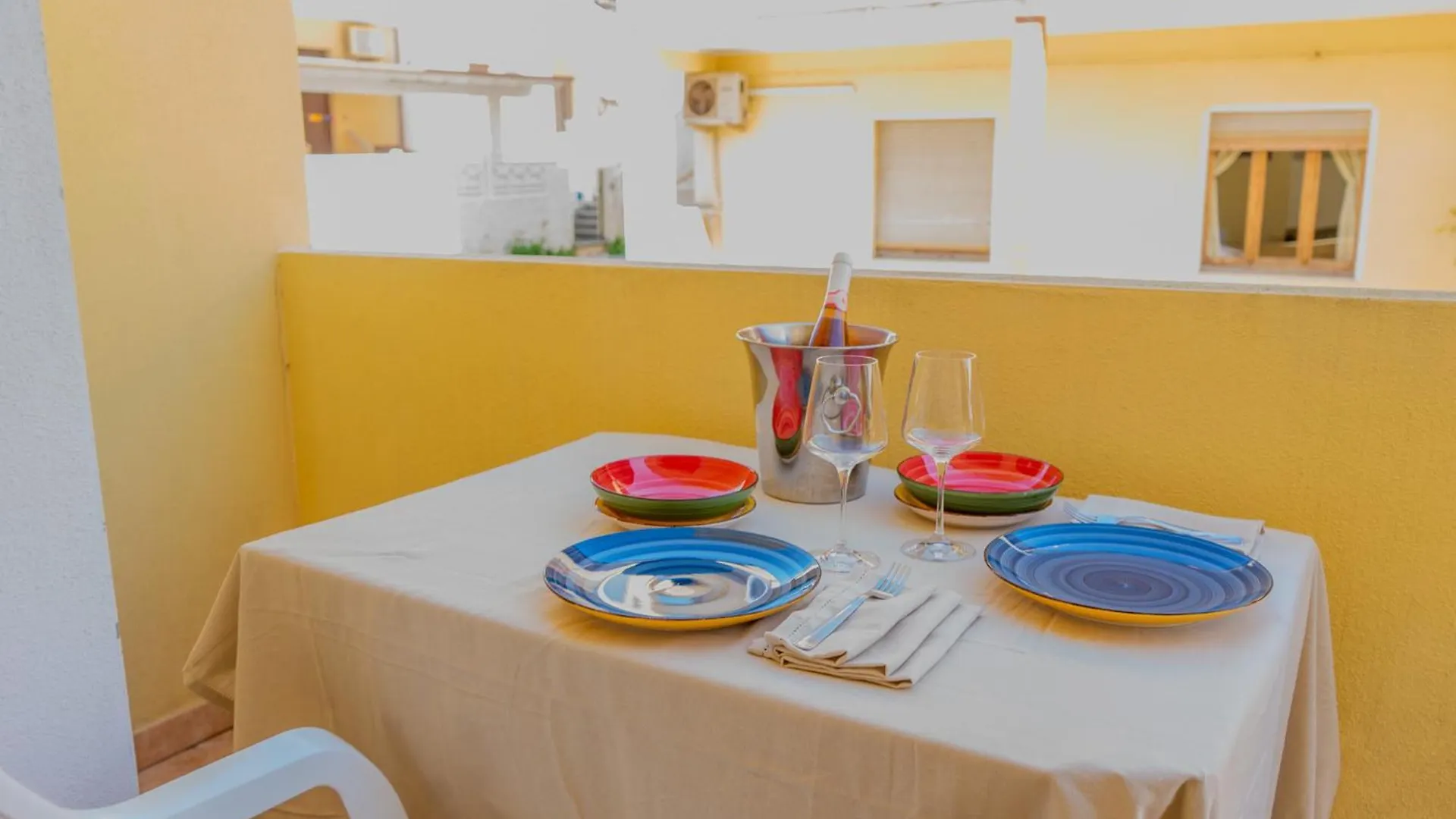 Porto Apartments - 라 칼레타